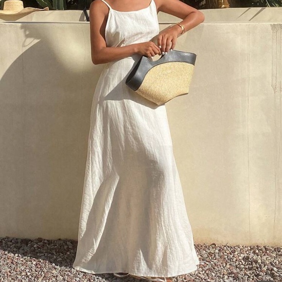 NWT Chic Cream Backless Maxi Dress - Picture 5 of 7